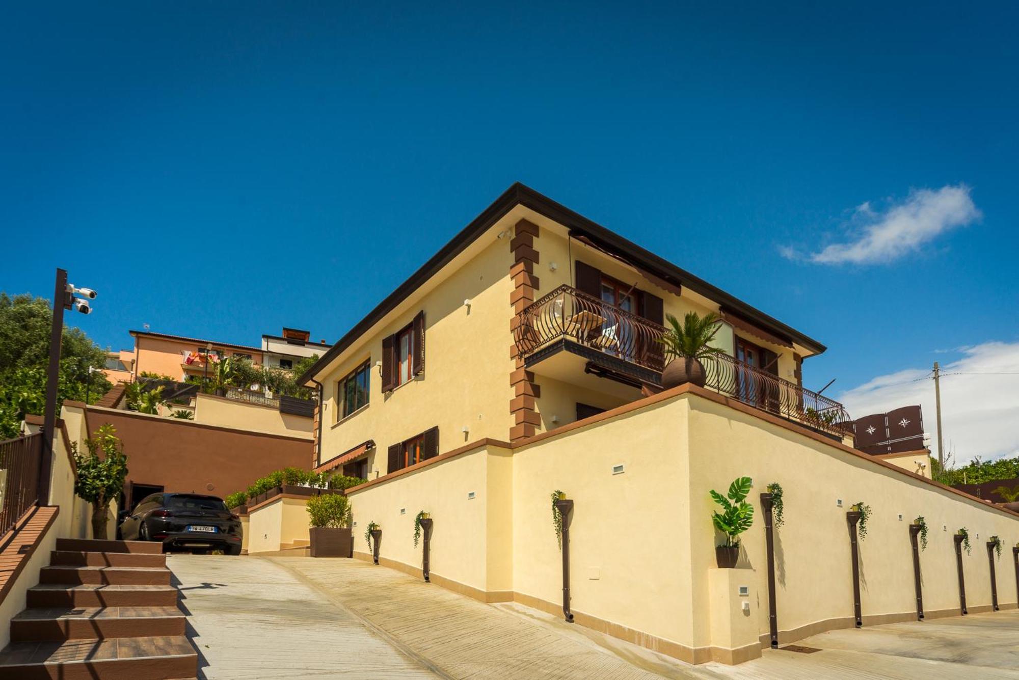 Casa Vacanze - Residence Villa Don Salvatore Агрополи Екстериор снимка